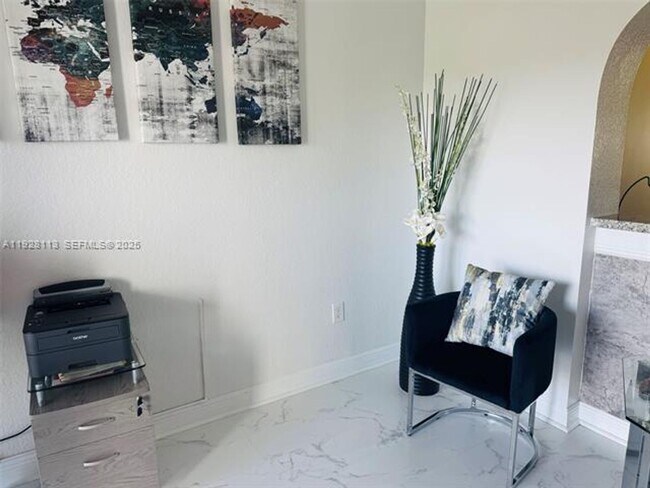 Photo - 10700 NW 66th St Unidad 10700 NW 66th St  414 (A11928113)