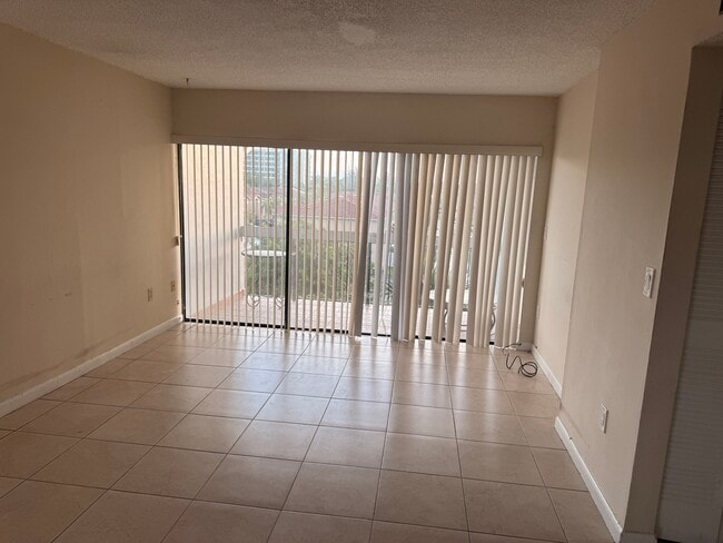 13870 SW 62nd St Unit 408