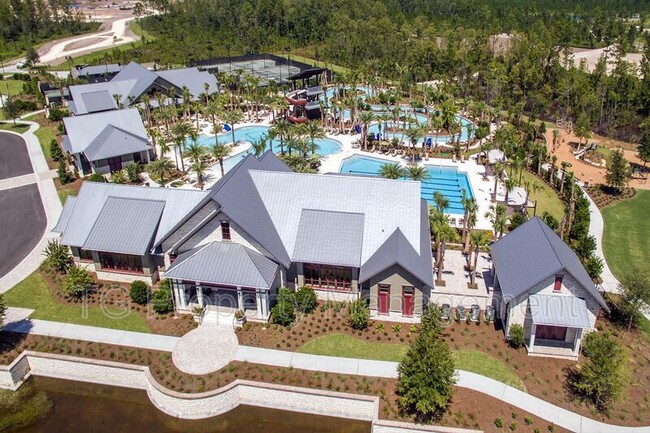 Photo - 166 Palisade Dr