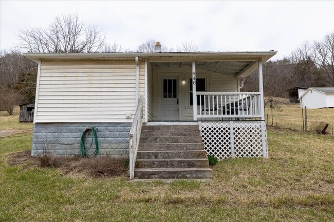 Photo - Cozy Living in a Convenient Christiansburg...