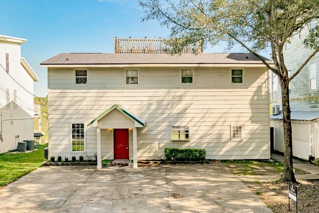 Photo - 3 Bedroom Downtown Condo in Downtown Port Allen