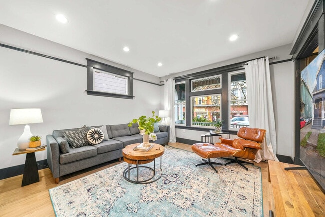 Photo - 3820 SE Belmont St Unit ID1309865P