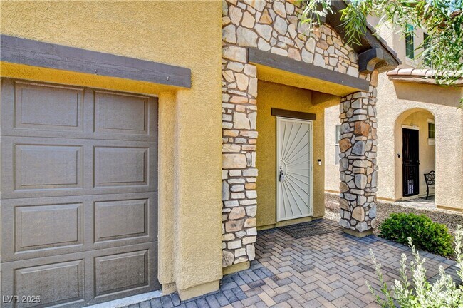Building Photo - 8983 Melridge Rd Rental