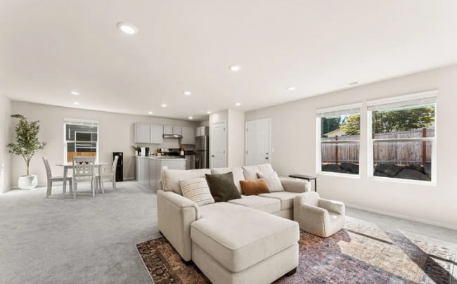 Photo - 4258 SE Woodford Ct