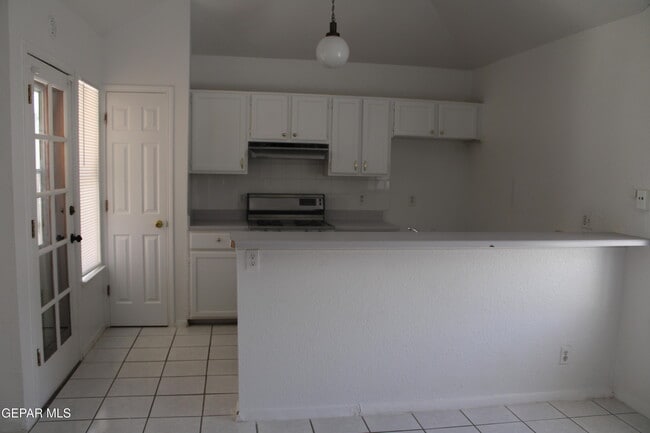 1694 Leroy Bonse Dr