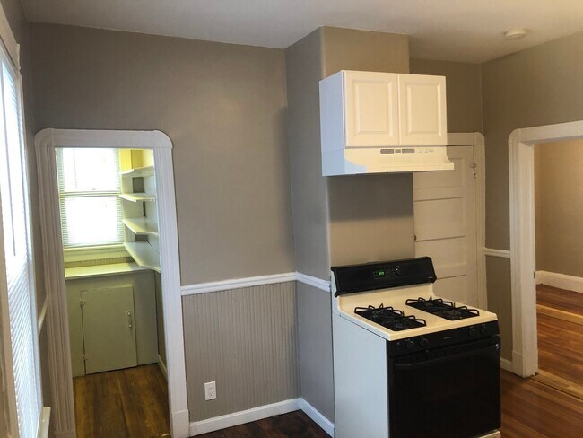 Photo - 98 Irving St Unit 2