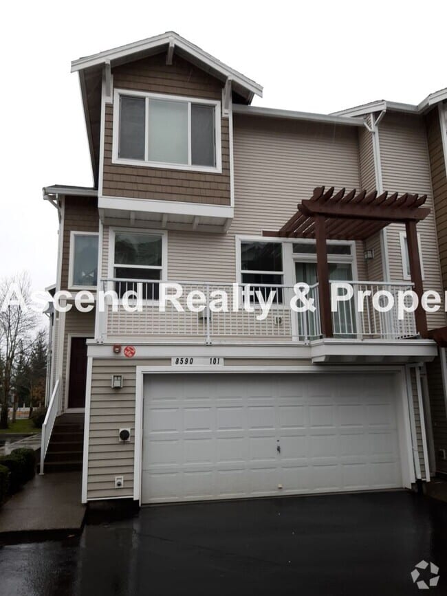 Building Photo - Sexton Mtn 3 Bed End Unit Townhome, Huge G...
