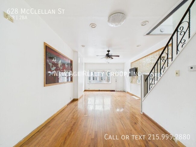 Photo - 628 McClellan St