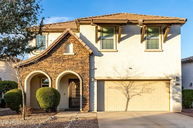 Photo - 836 E Constance Wy