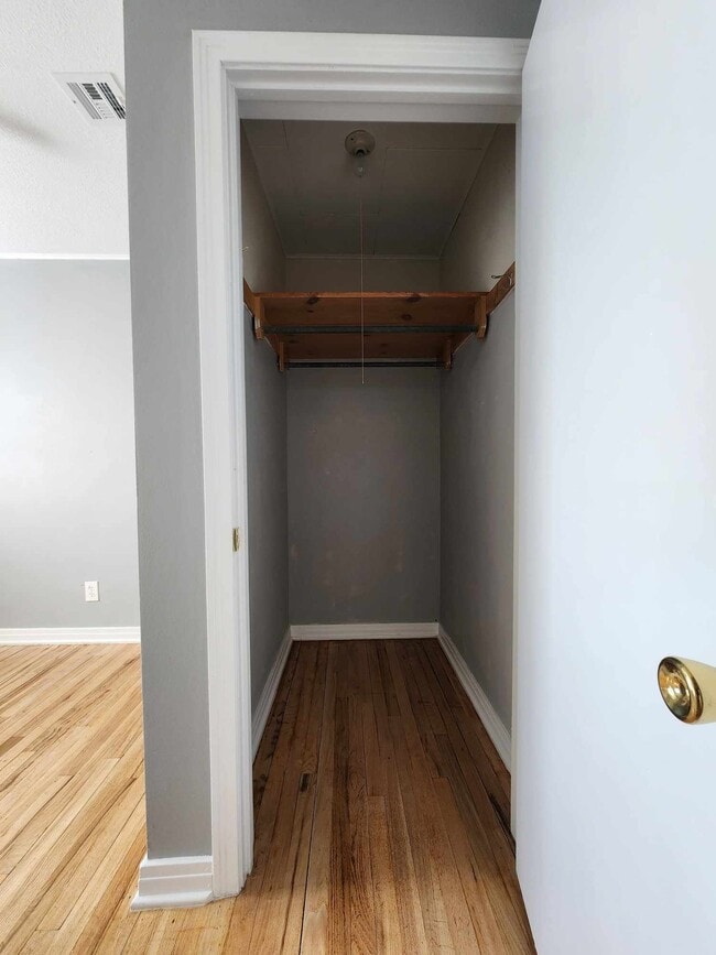 Photo - 111 W 1st St Unidad 111.5 W 1st St Apt 1