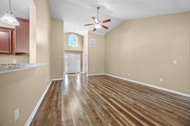 Photo - 312 Carolina Springs Ct