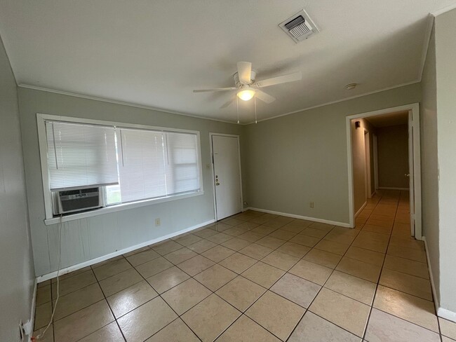Photo - 3 bed 1 bath house