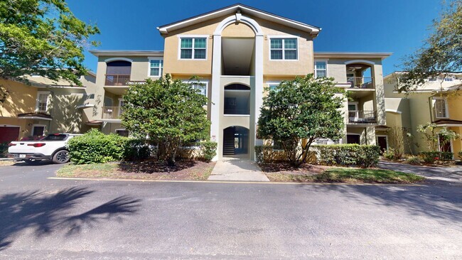 Building Photo - Nice 2 bedroom, 2 bathroom condo in the he...