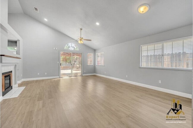 Photo - 8449 Bramble Bush Cir