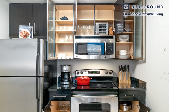 Photo - 733 15th St NW Unidad FL8-ID122