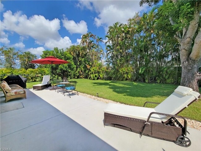 Photo - 237 SW 47th St