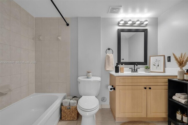 Photo - 102 SW 6th Ave Unidad 201