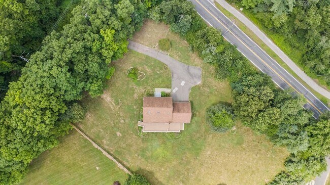 Photo - 103 Birch Rd