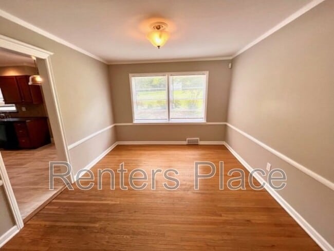 Photo - 3315 S Lewis Ave