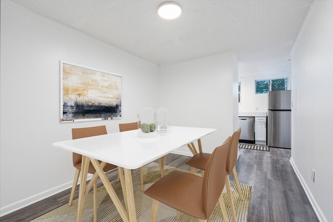 Photo - 1809 Lowrie St