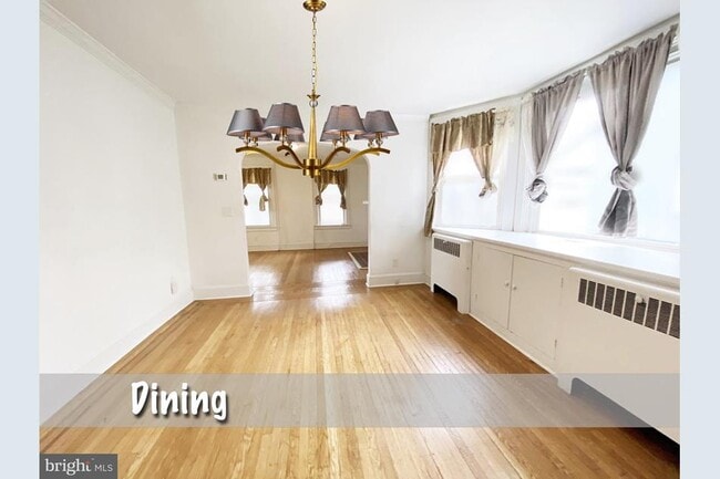 Photo - 5107 Midwood Ave