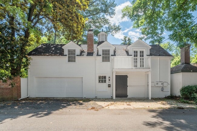 Photo - 326 Sumter St SE