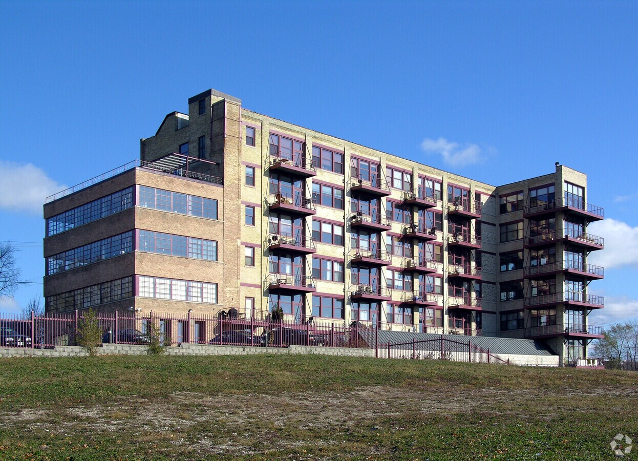 From South 3rd Street to the southwest - Parts House Lofts