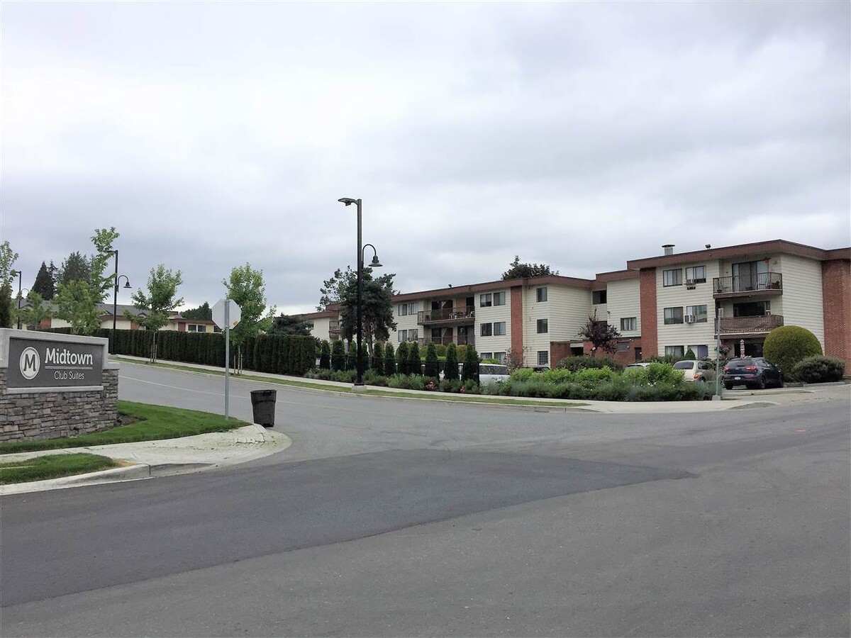 Photo - 1909-1909 Salton Rd