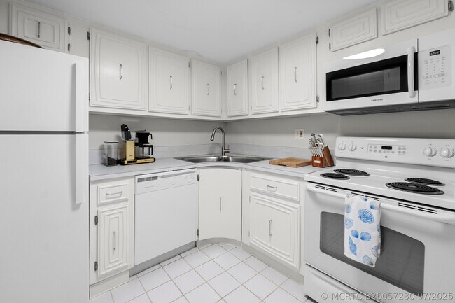 Photo - 1200 S Flagler Dr Unit 1102