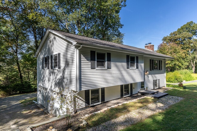 Photo - 254 Candlewood Lake Rd N