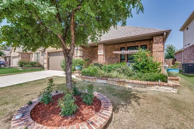 Photo - 2920 Brazos Dr E