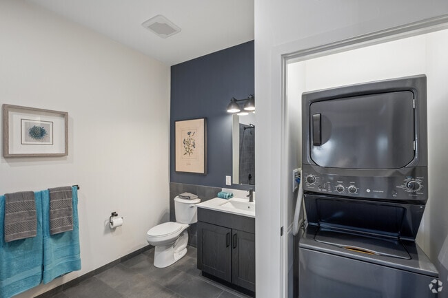 2BR, 2BA - 972SF - Second Bathroom/ Laundry