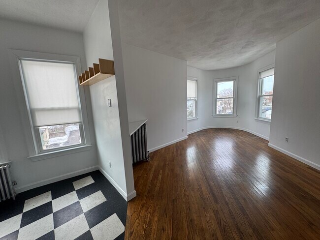 Photo - 146 Oxford St Unit 2