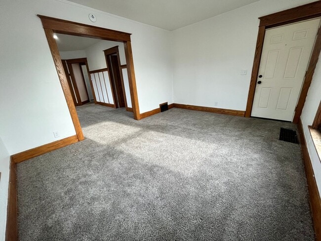 Photo - 239 Ann St NE Unit 2