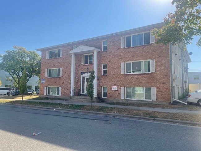 Photo - 801 N 21St Ave