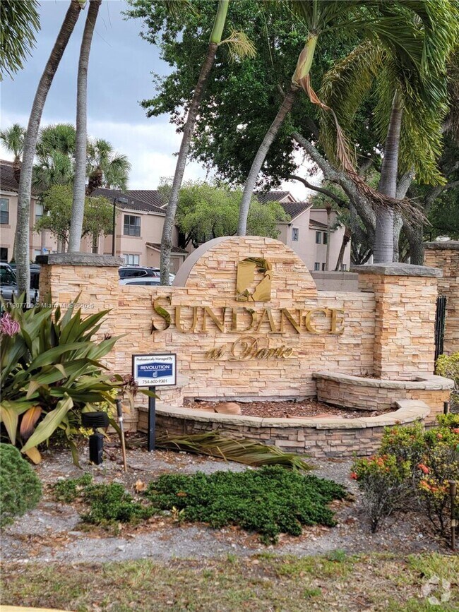 Building Photo - 2900 S University Dr Unit 9107 Rental