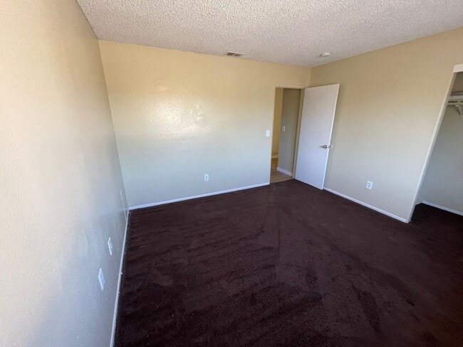 Photo - 346 S Ashford Ave