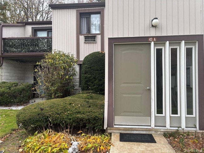 Building Photo - 43 Richmond Blvd Unit 3A