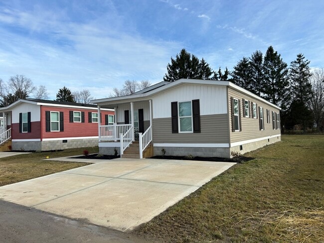 Photo - 763 County Line Rd