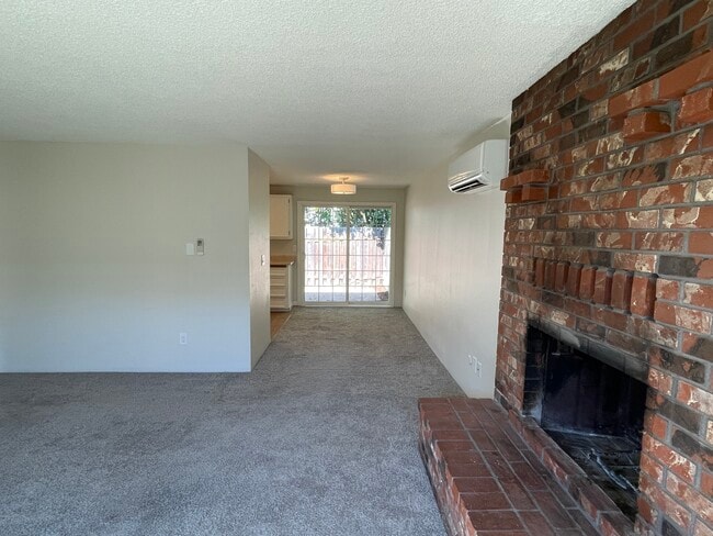 Photo - 6106 SE Boise St