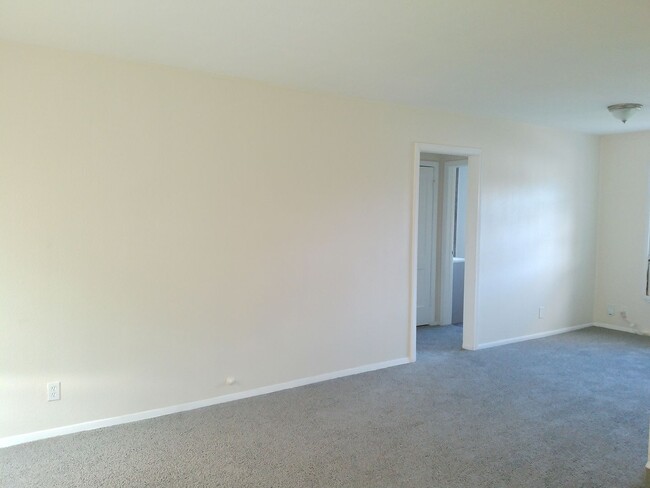 Photo - 638 Glazebrook St