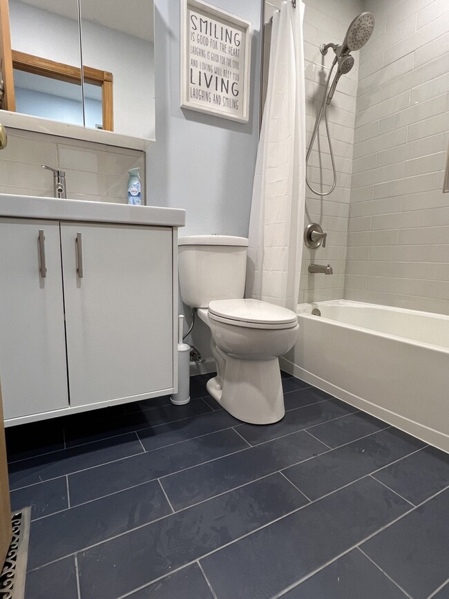 Photo - 230 Dakota Ct