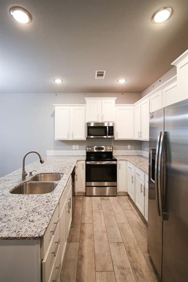 Photo - The Perfect Rental in Rupple Meadows!