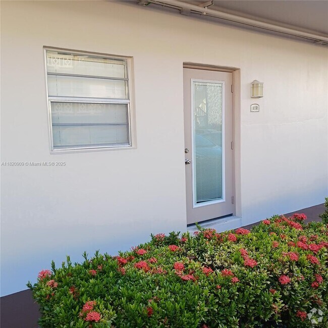 Building Photo - 5181 W Oakland Park Blvd Unit 112 Rental