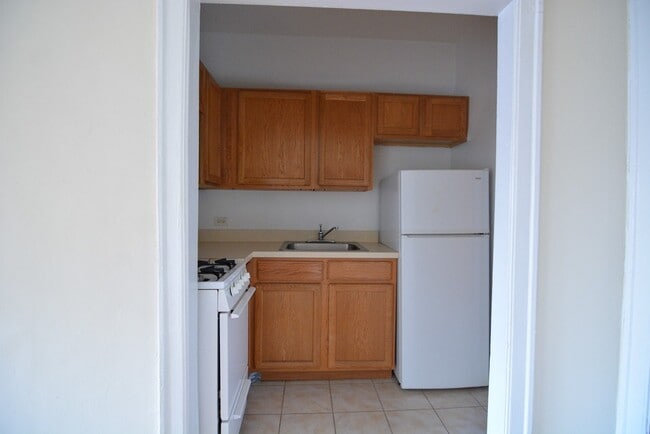 Photo - 1023 N Dearborn St Unidad 502