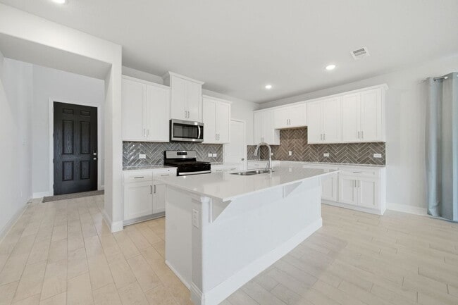 Photo - 500 Portina Dr