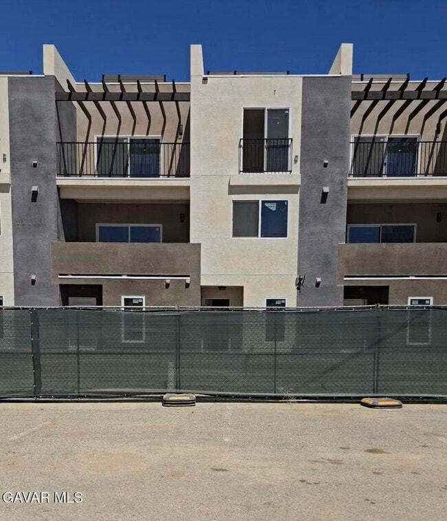 Building Photo - 38225 9th St E