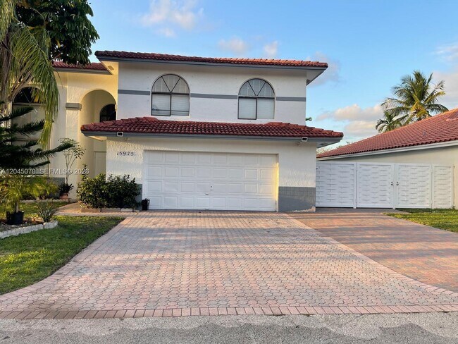 Building Photo - 15975 SW 109th St Unit 1