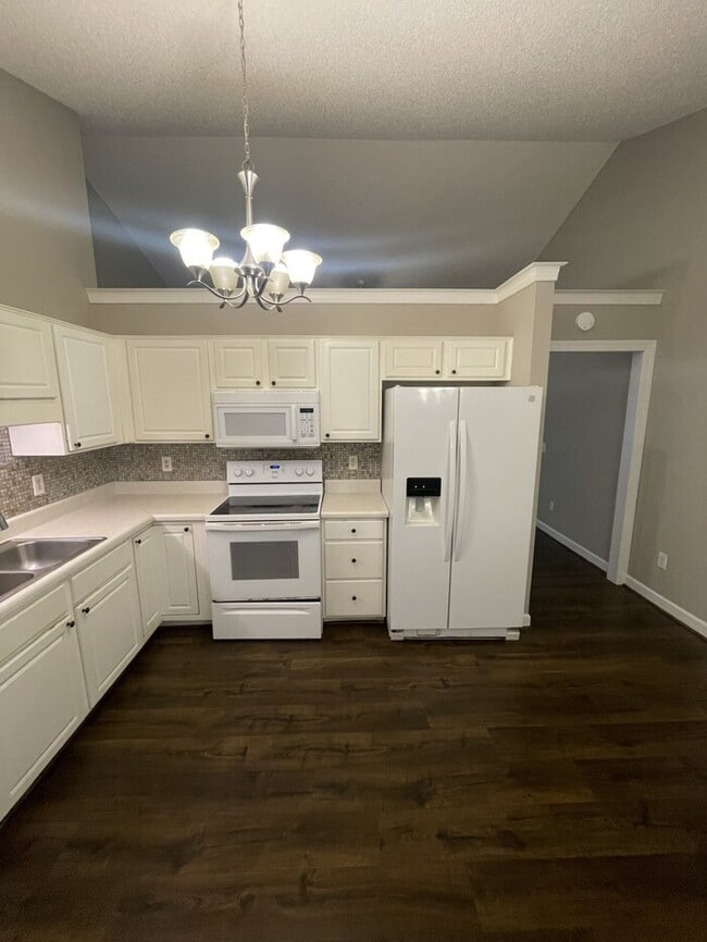 Photo - 3 bd 2 ba ranch in Wake Forest with a garage
