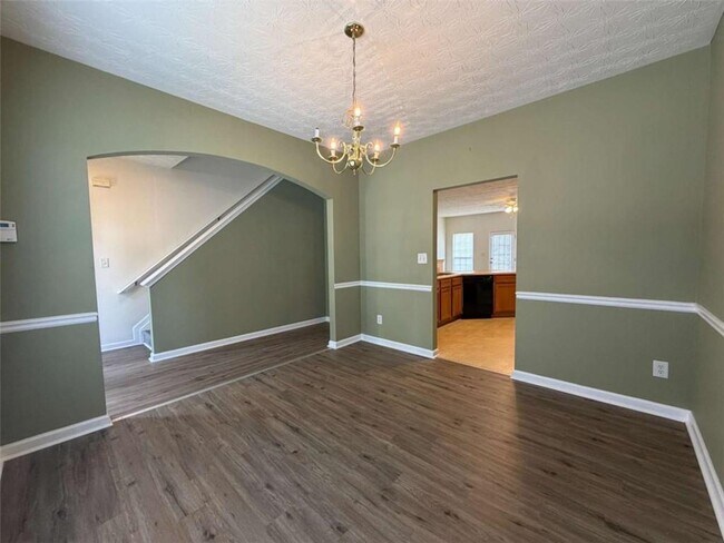Photo - 644 Kenridge Dr